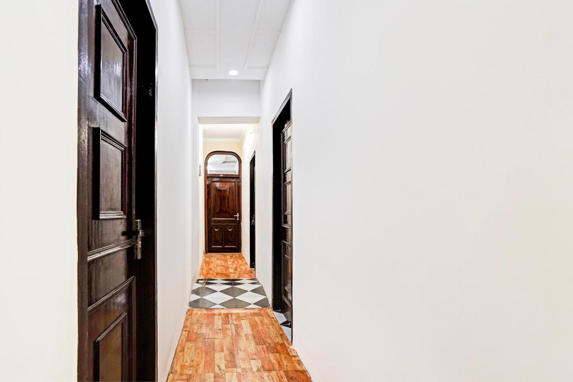 Hotel O Le Empire Stay House นิวเดลี ภายนอก รูปภาพ