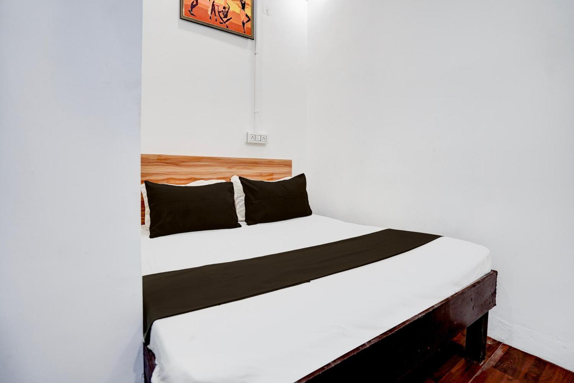 Hotel O Le Empire Stay House นิวเดลี ภายนอก รูปภาพ