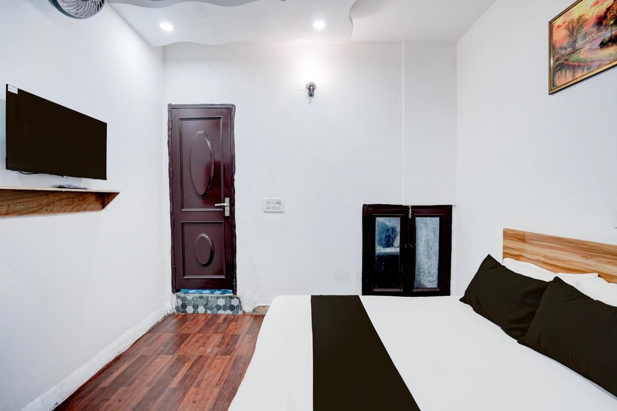 Hotel O Le Empire Stay House นิวเดลี ภายนอก รูปภาพ
