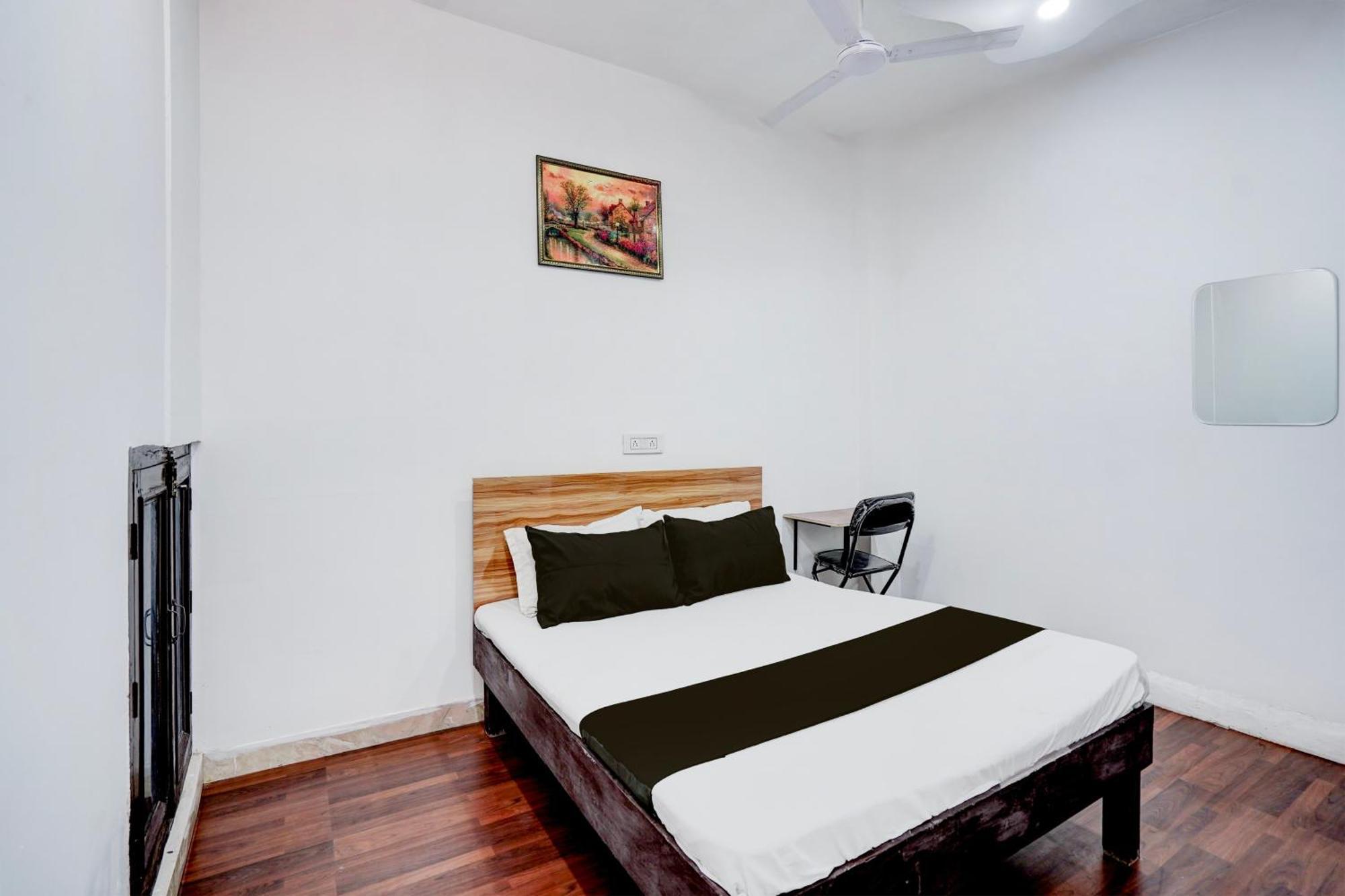 Hotel O Le Empire Stay House นิวเดลี ภายนอก รูปภาพ